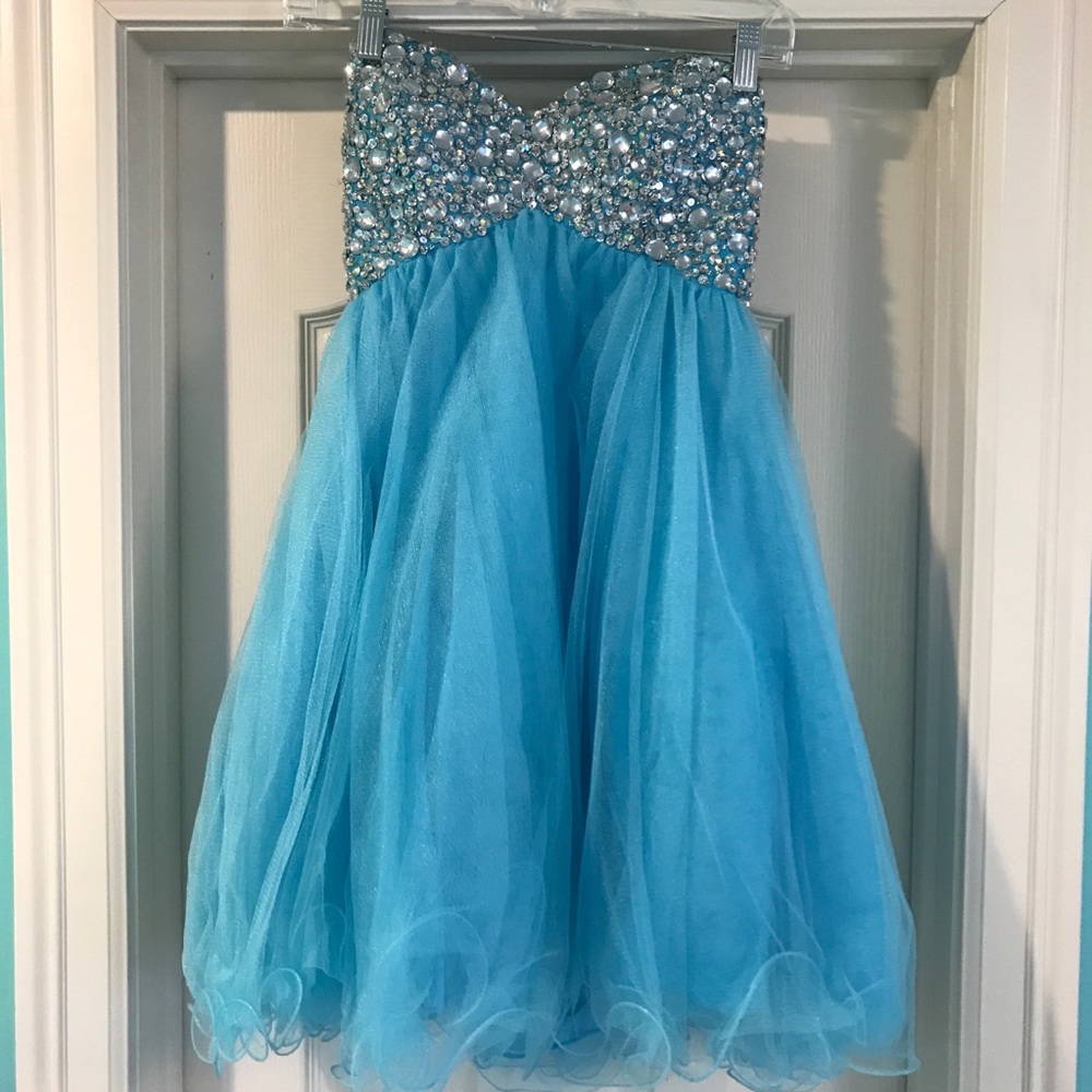 Sky blue homecoming dress